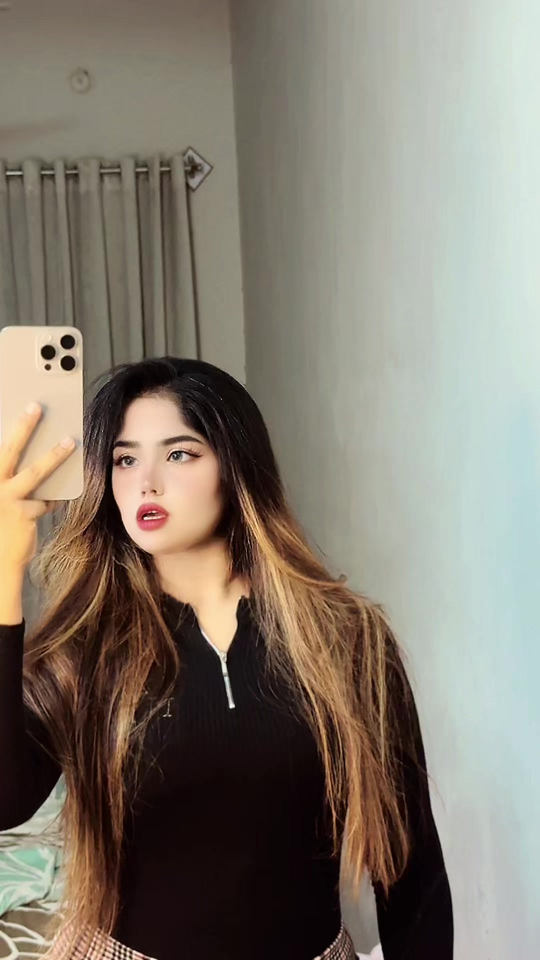 @ReeM Kh@N 🕊️