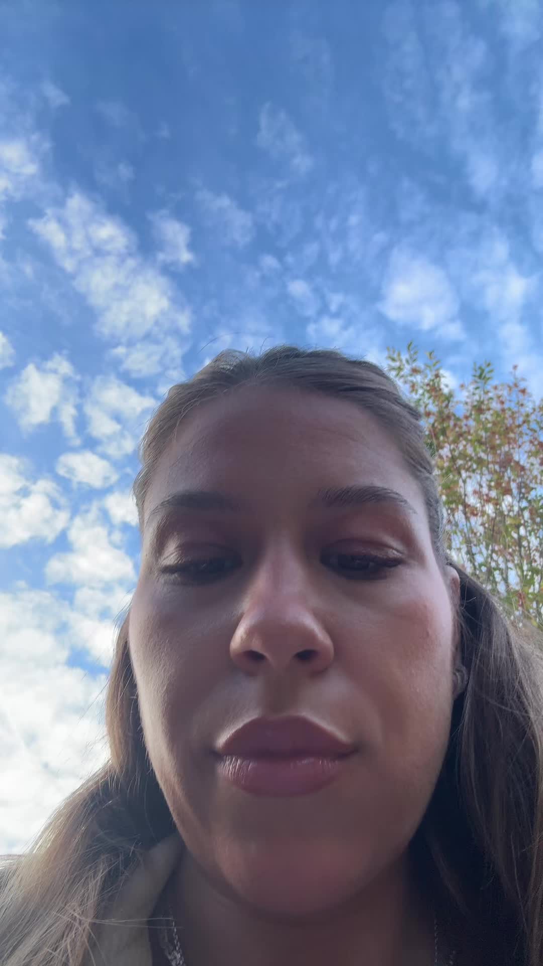 @𝓶𝓲𝓼𝓼 𝓐𝓵𝓮𝓷𝓲𝓪 👑