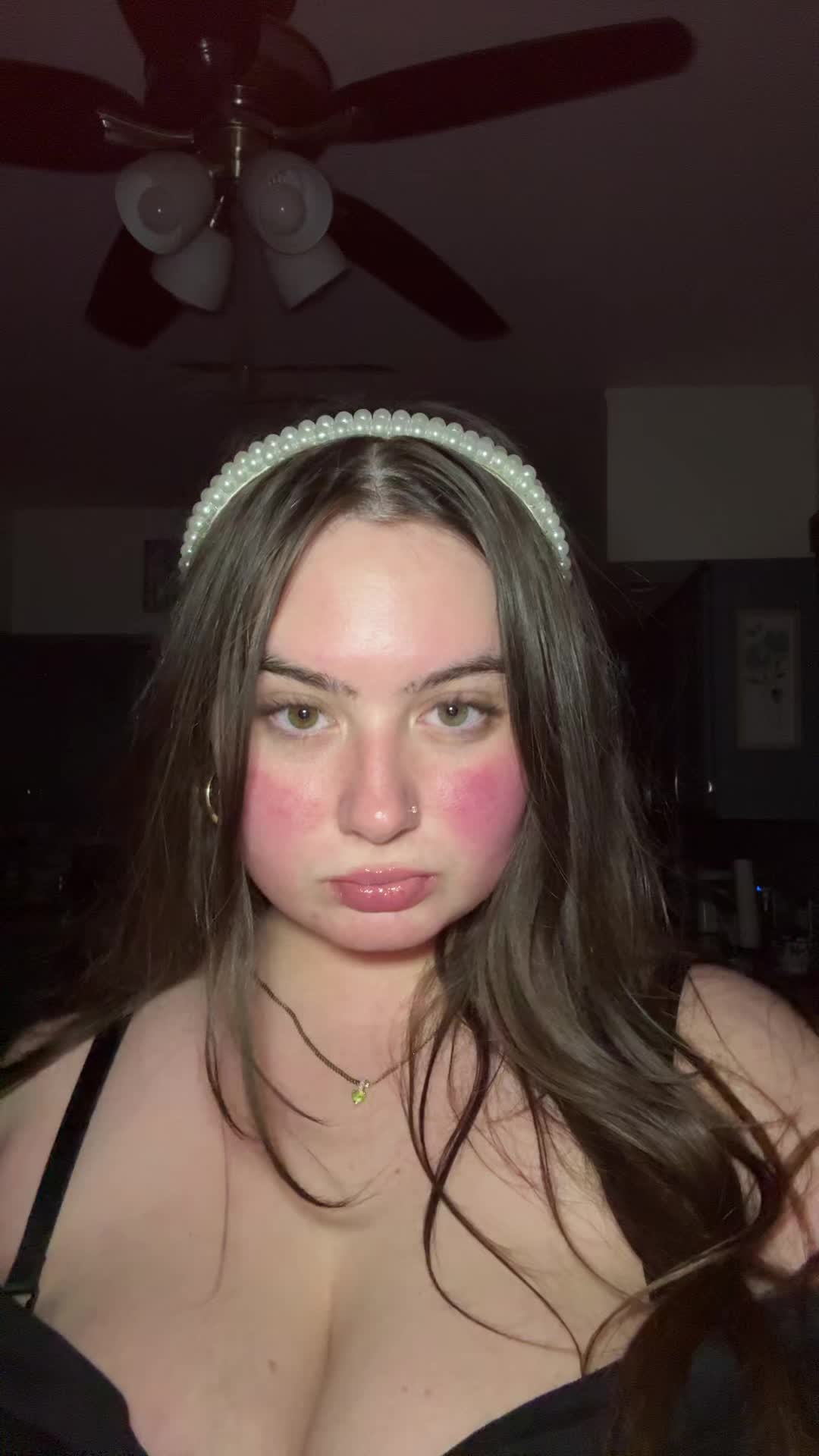 @꒰ྀི১𝐸𝓋𝓐𝓷𝓰𝓮𝓵𝒾𝓃𝑒໒꒱ིྀ