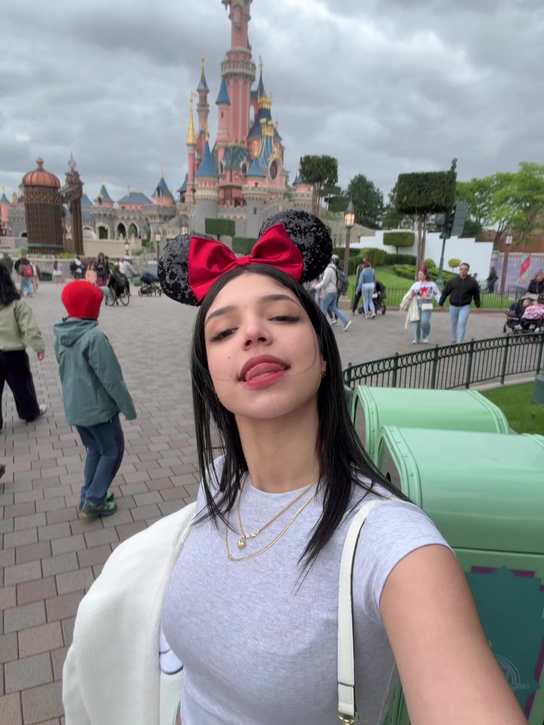 @Fernandita🦦