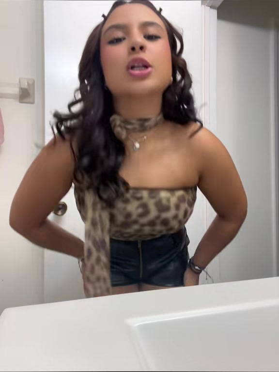 @laura