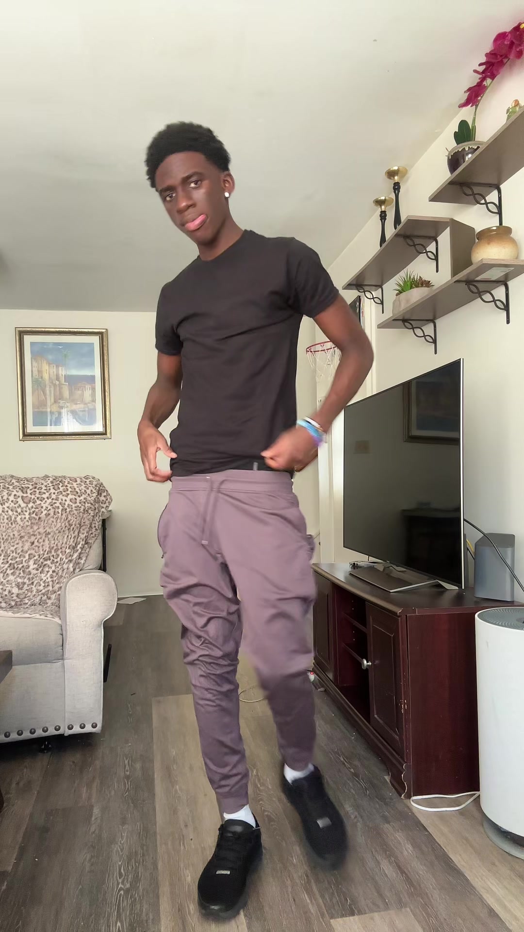 @bmoneyy_00