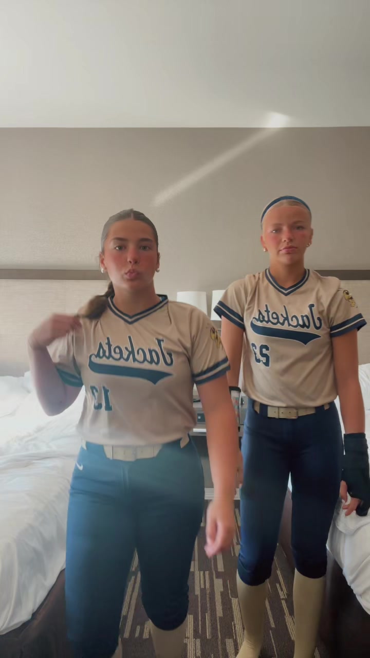 @addisonnicole