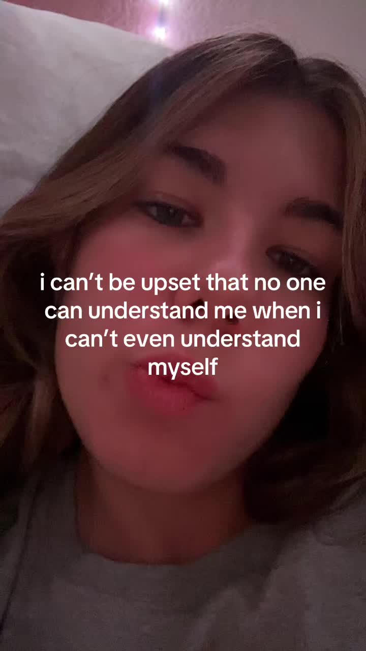 @holly