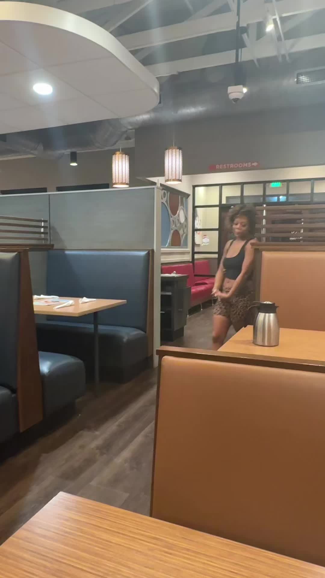 @yellowhoneysuckle
