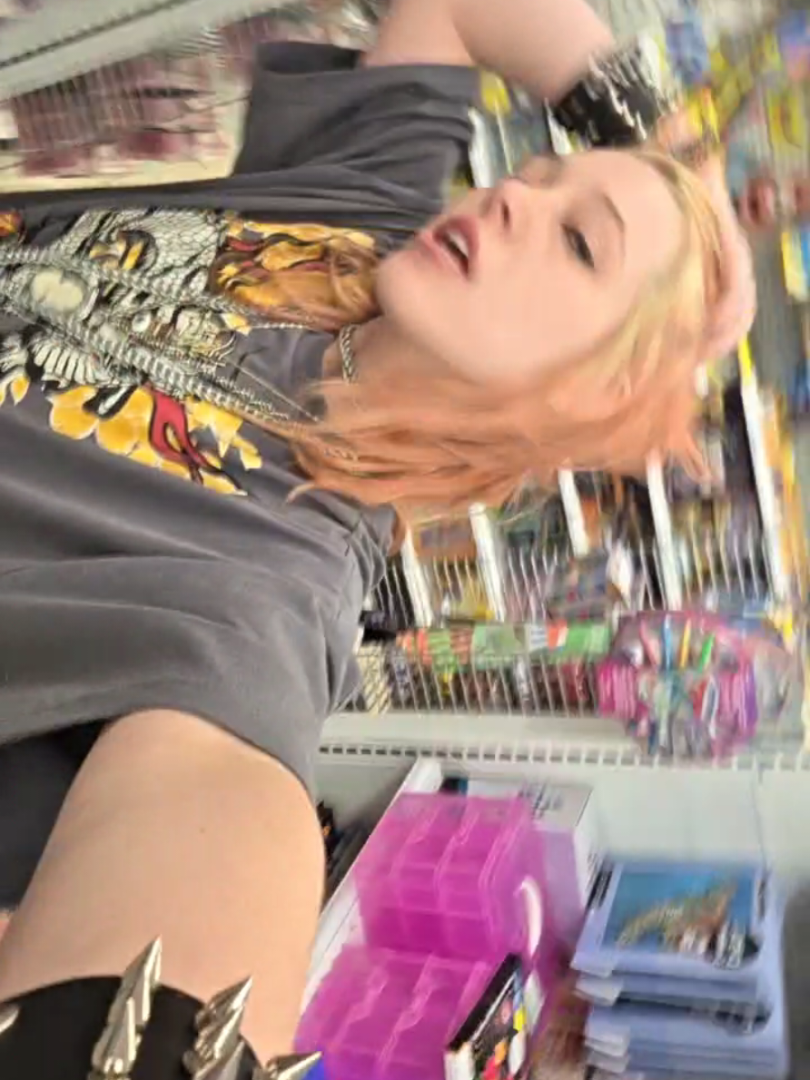 @Jaylee_exists