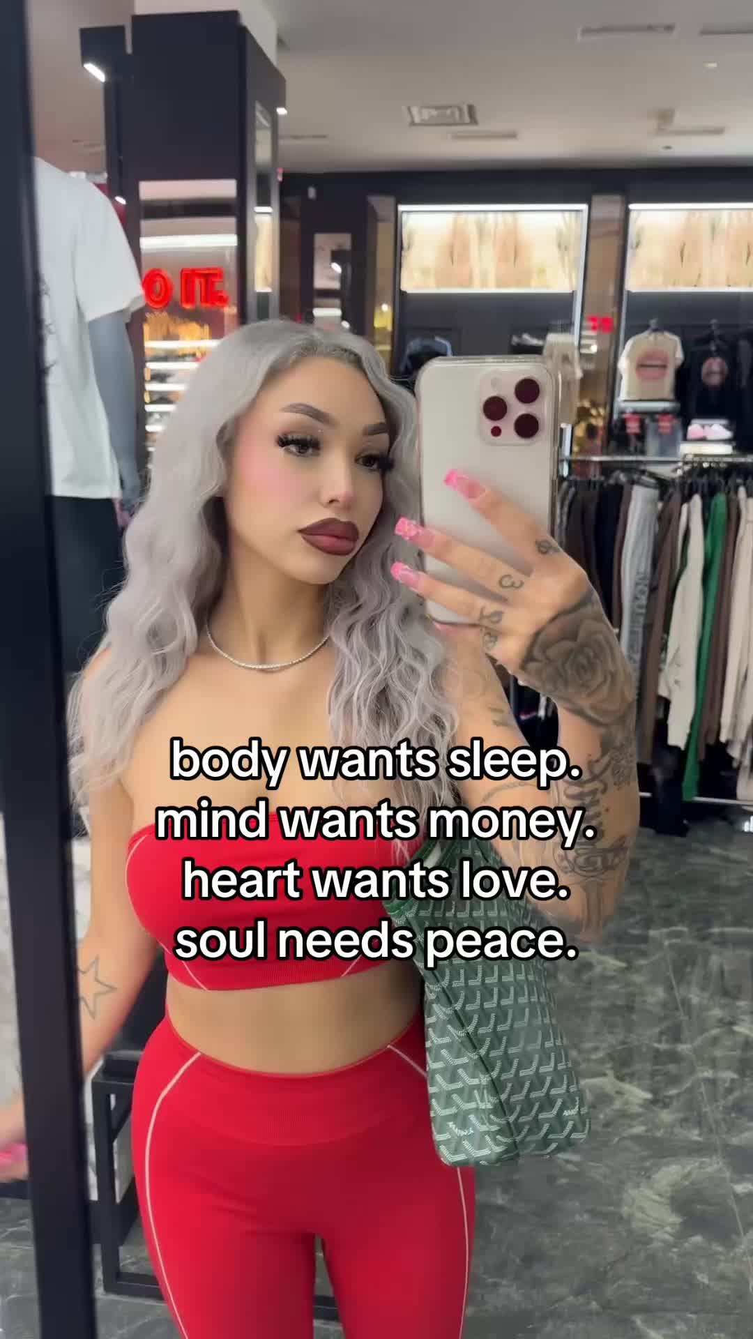 @Nikkinatalia