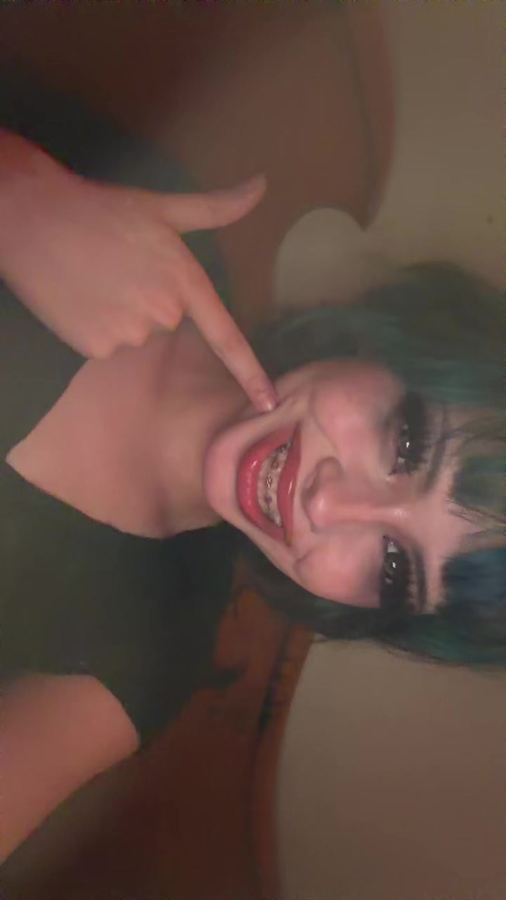 @d03_gUrl