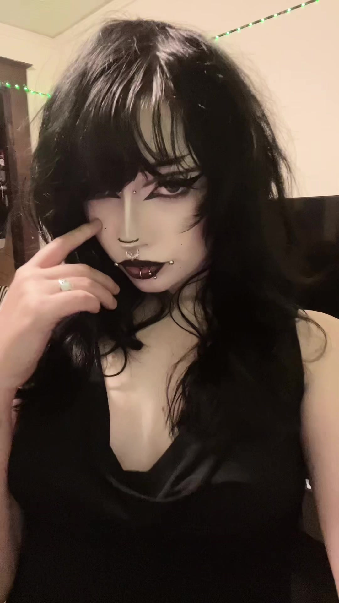 @Haily🗝️