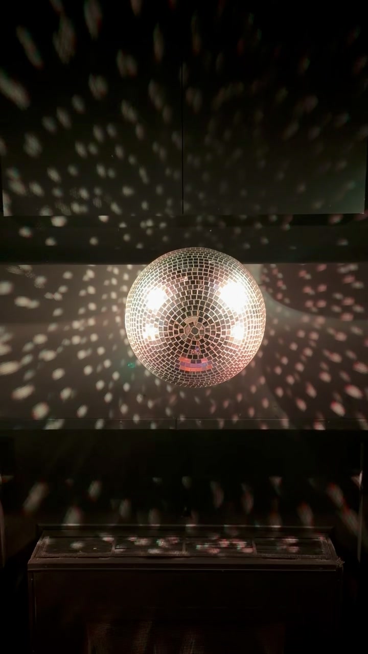 @overmediummegz
