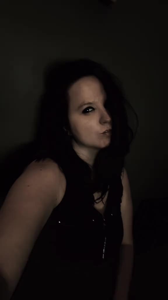 @GOTHICXIX ᛑᛗᛛᛑᛗᛛ