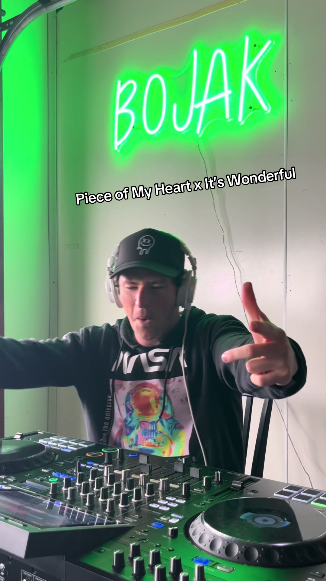 @🏝️ B O J A K 🏝️