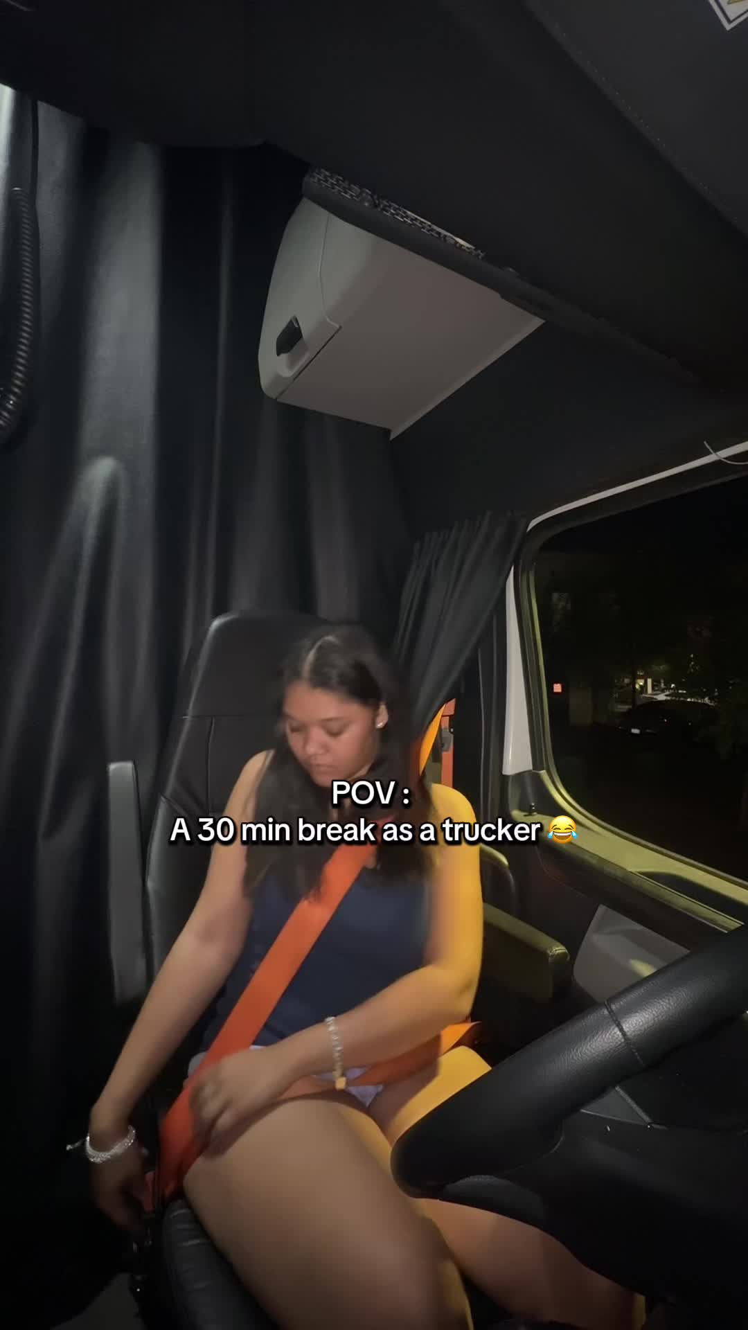 @MELL🥰