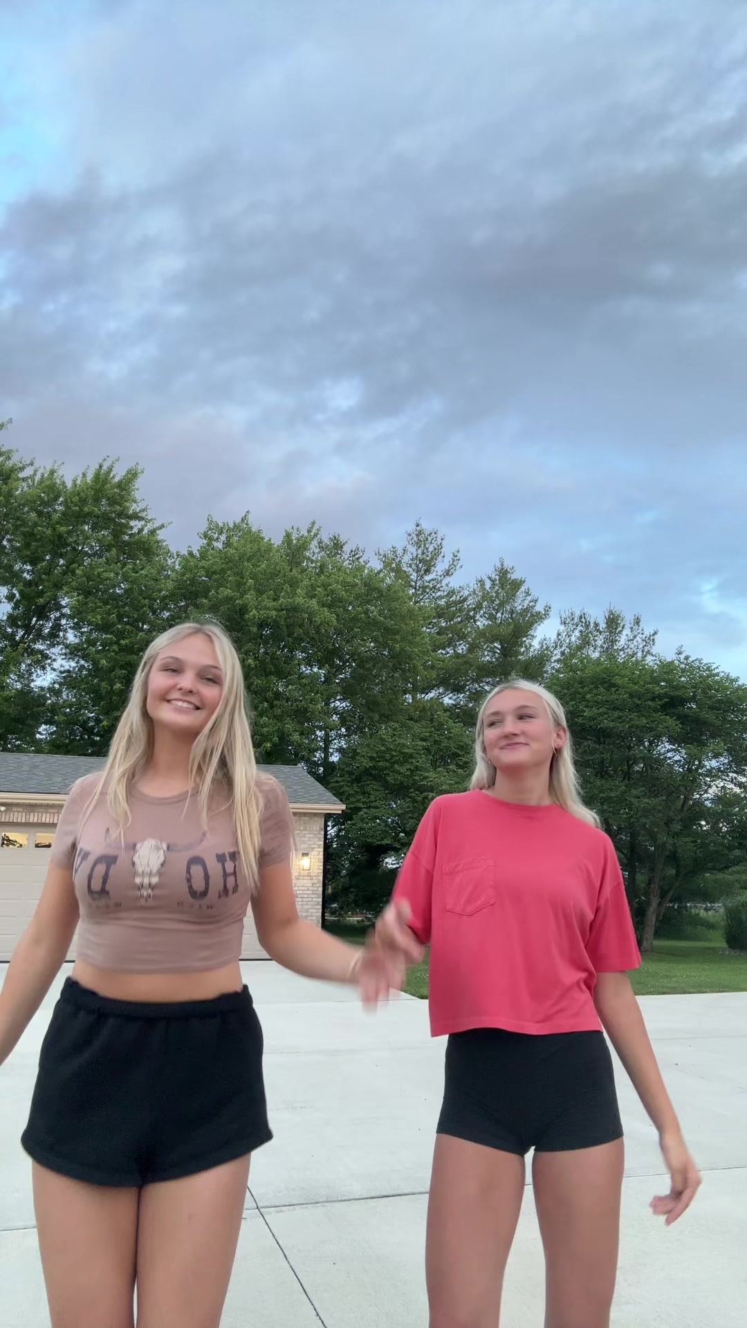 @lundyn 🥂