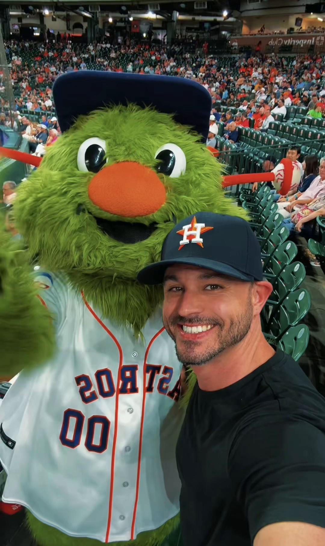 @ItsFragranceDave