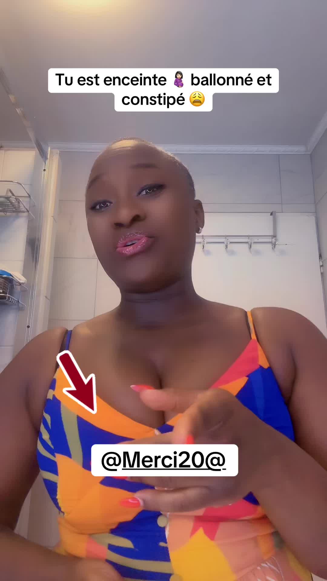 @NATUROPATHE ZO&Eacute;