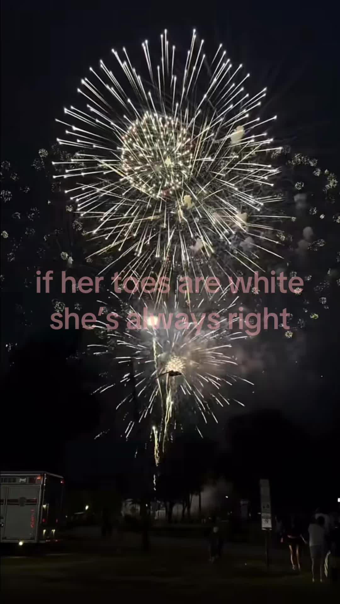 @🦄