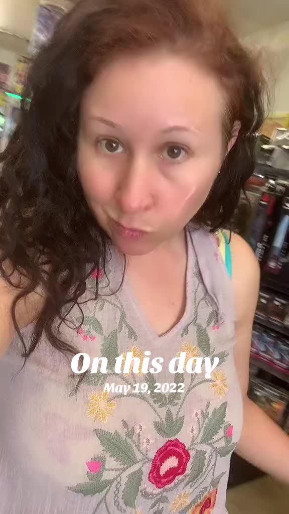 @_Angela_Lynn
