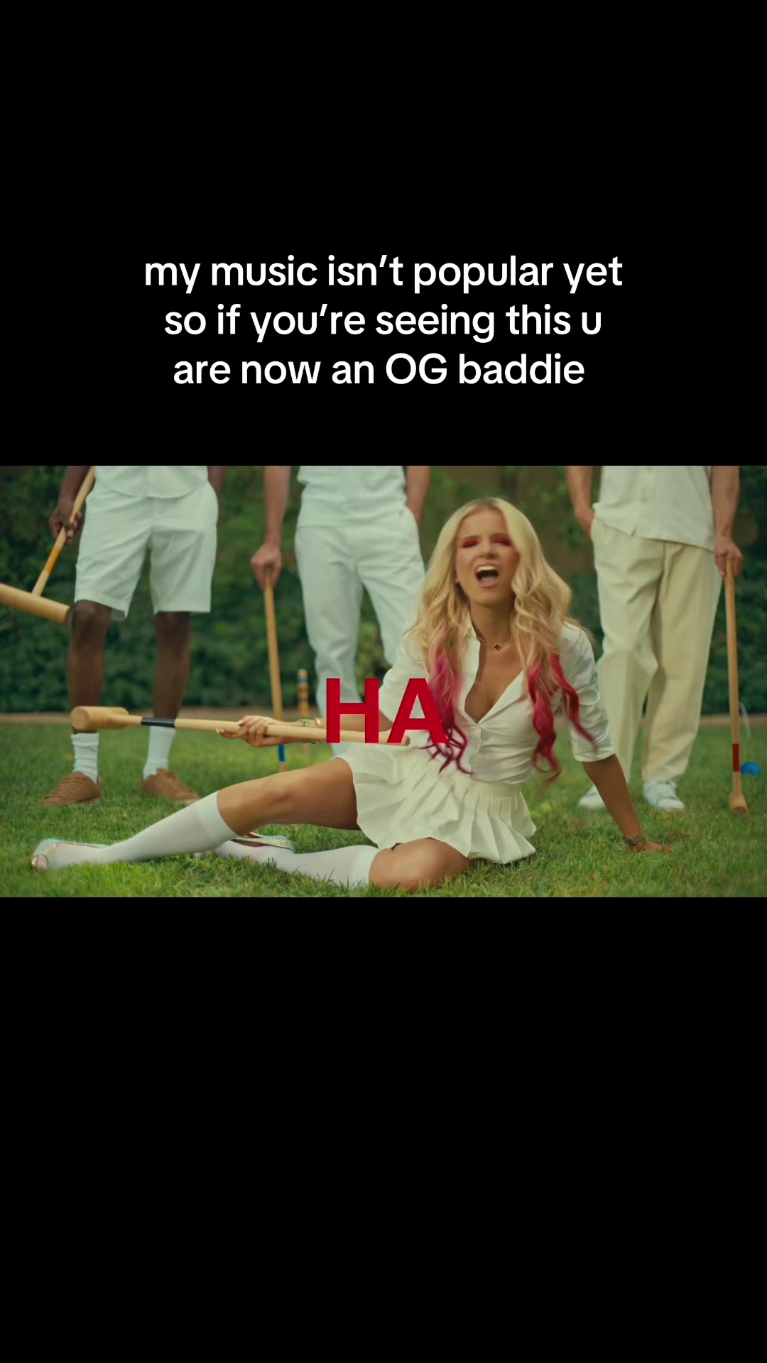 @Izza