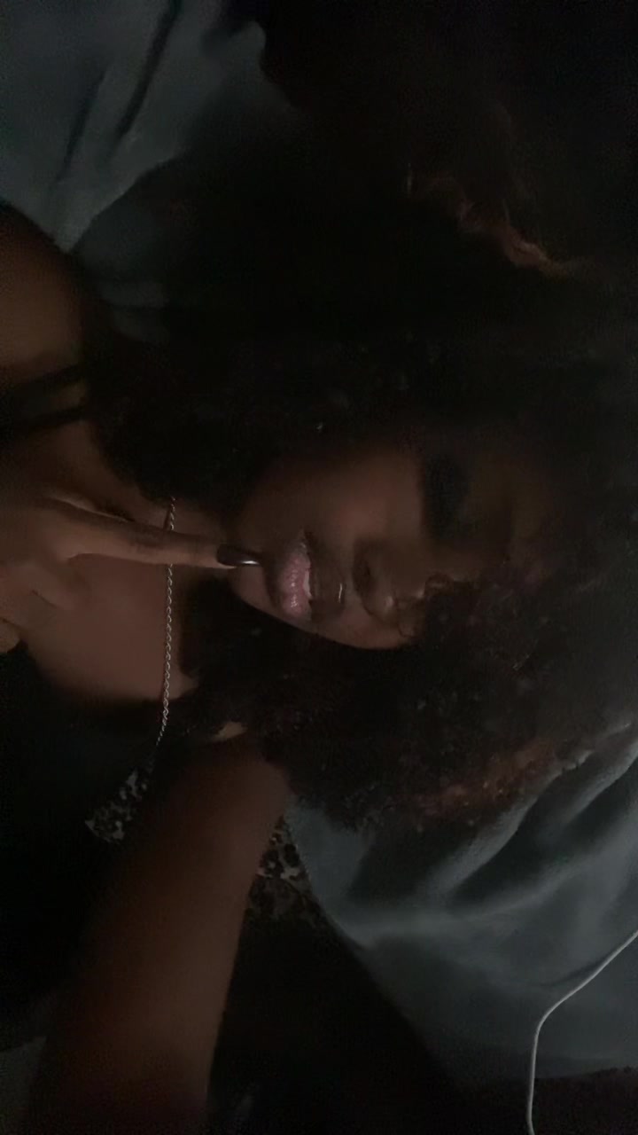 @Zaniya⛓️💥