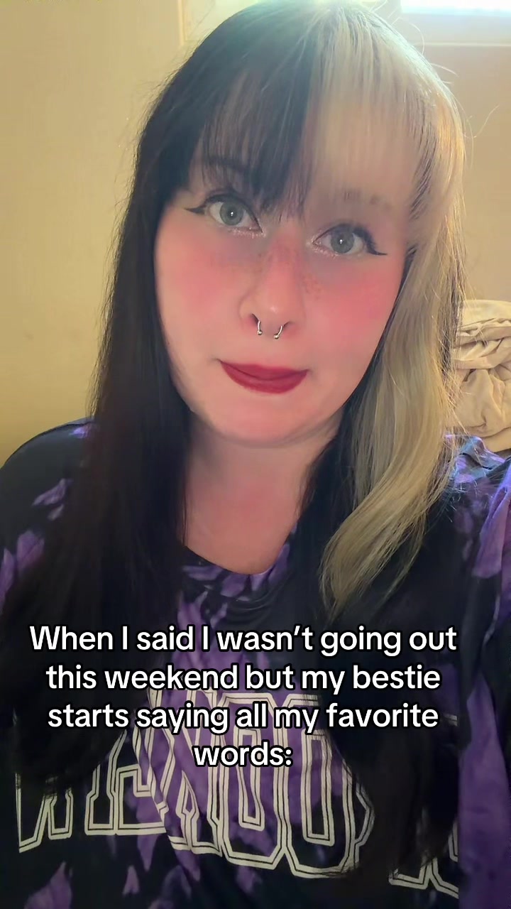 @laurenaintshitt
