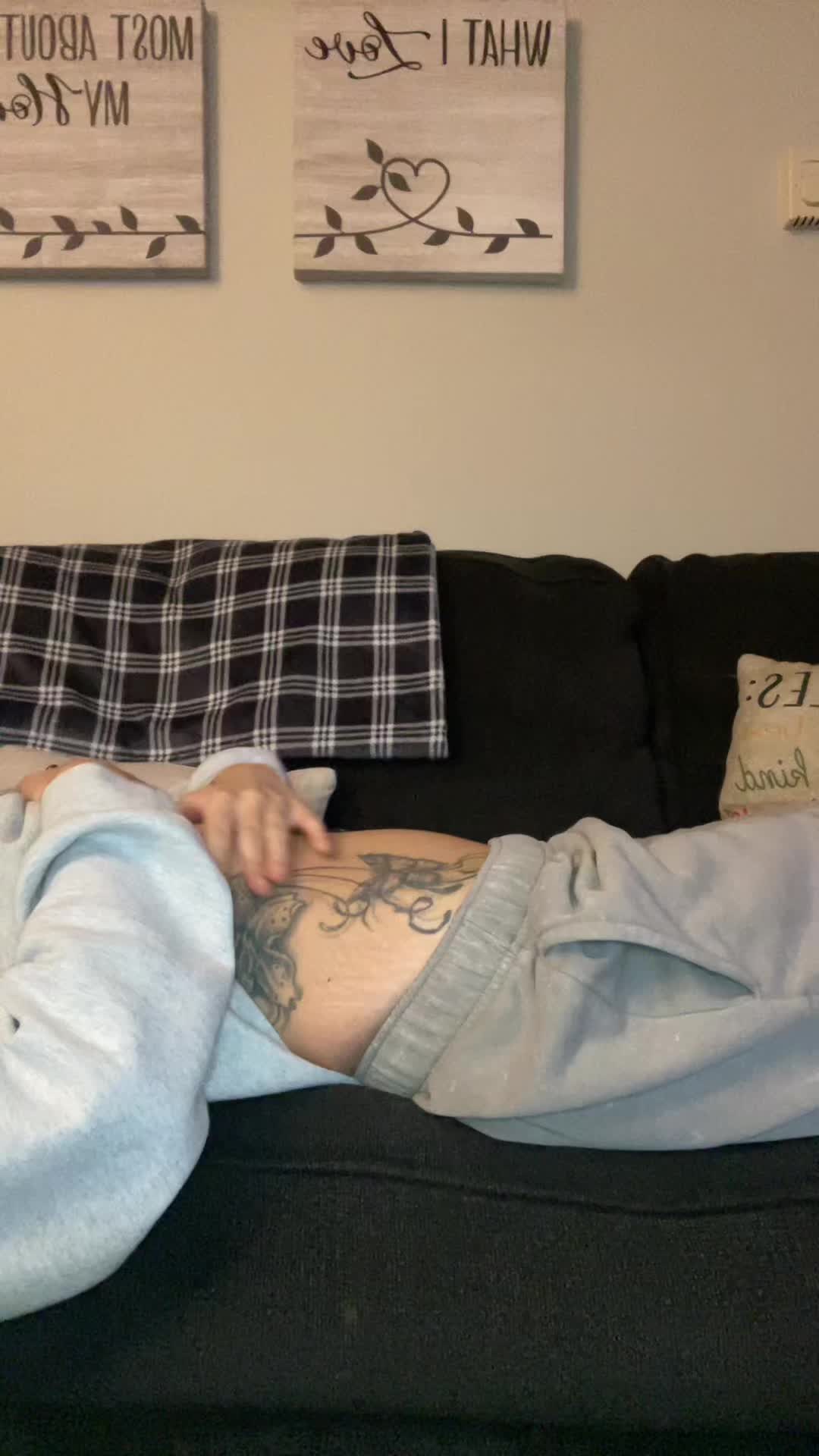 @𝘔𝘪𝘳𝘢𝘯𝘥𝘢