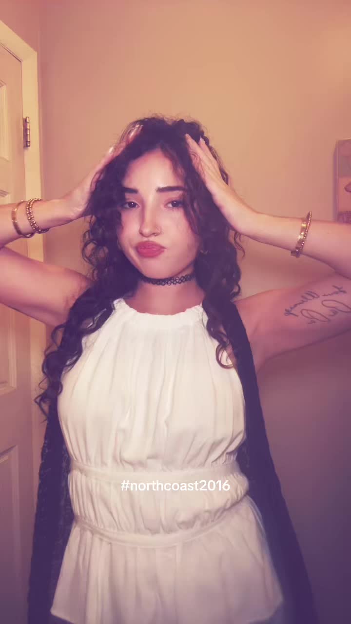 @adriana ☮️🌱🎆🌱