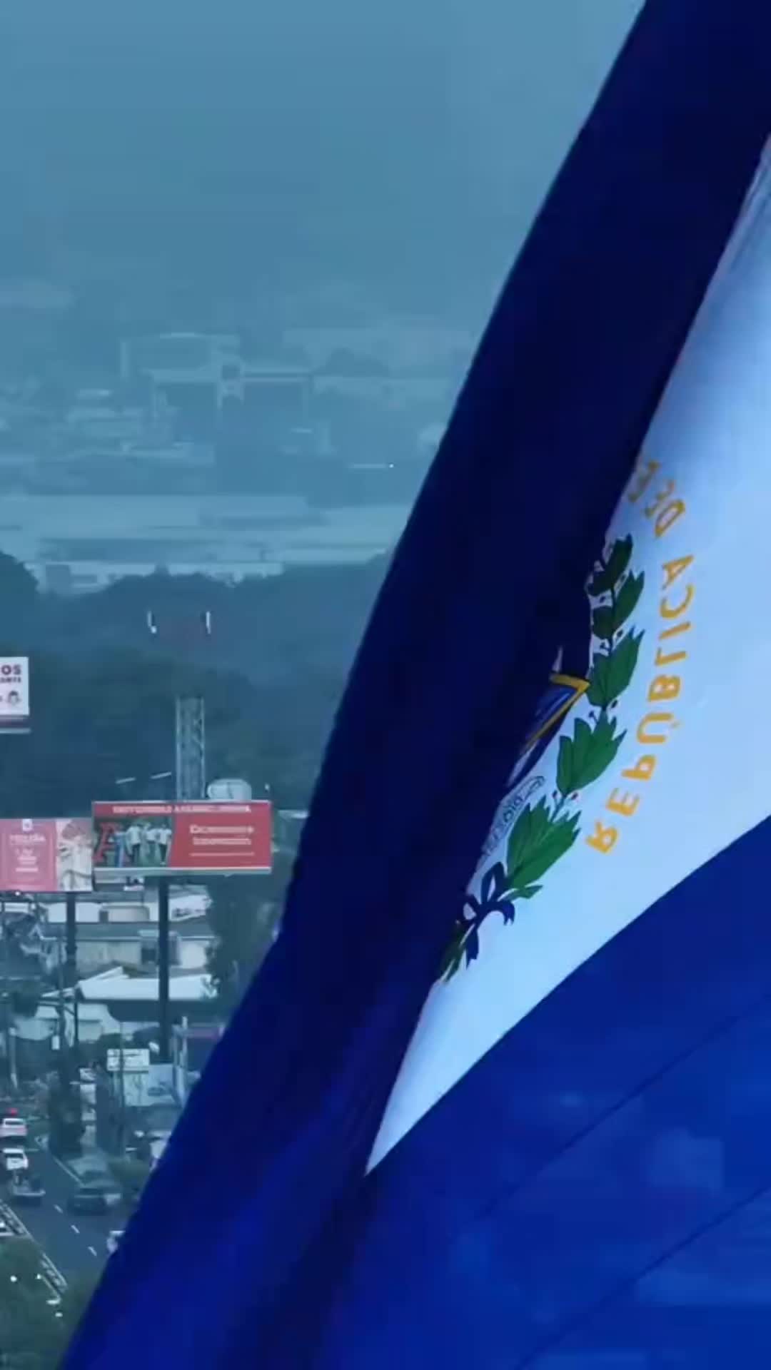 @Eliott★sv🇸🇻🚘