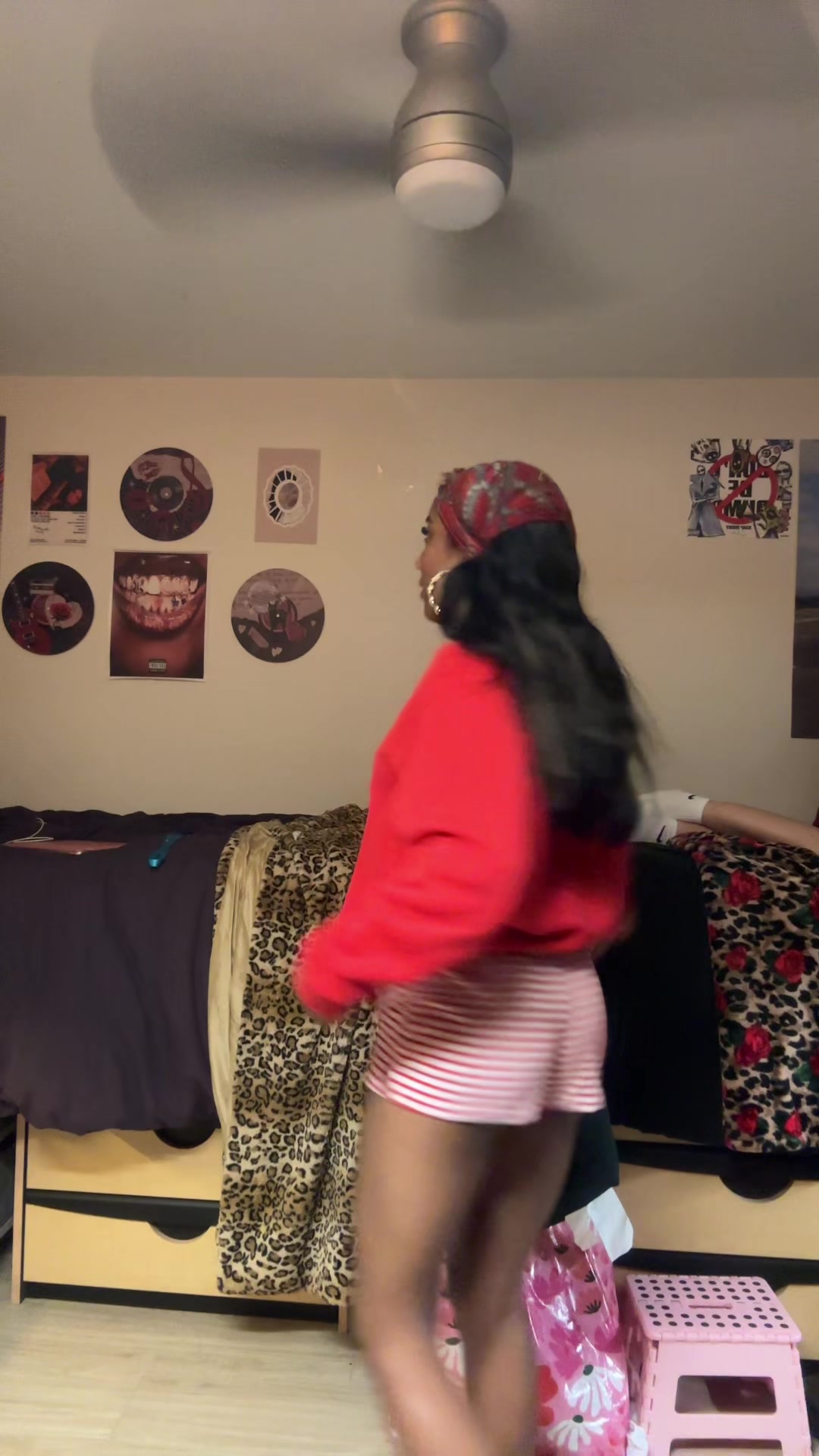 @givemehead