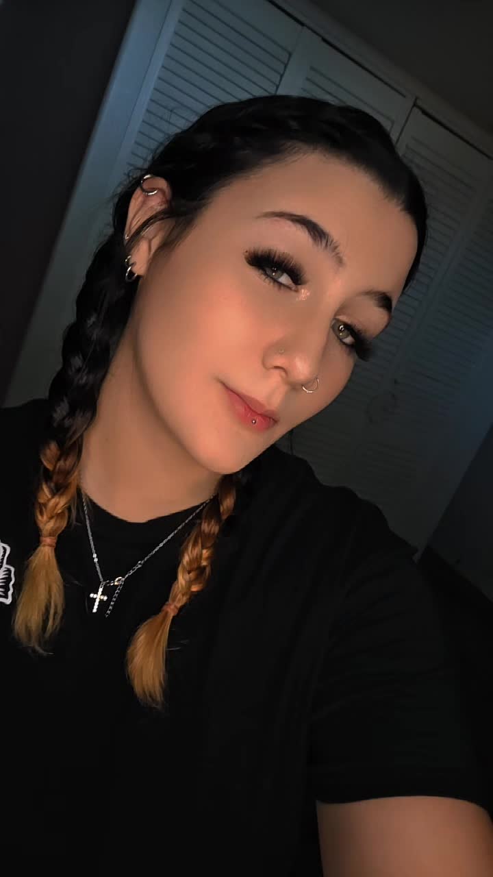 @𝓑𝓪𝔂𝓵𝓮𝓮 𝓐𝓭𝓪𝓶