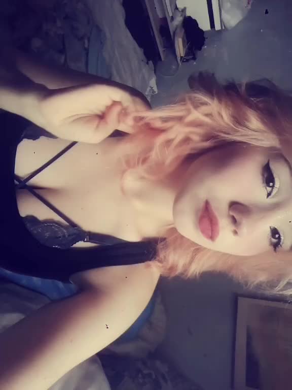 @точечка🚬🕷️