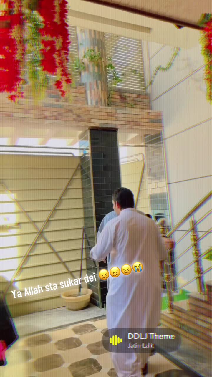 @MALAK SHANOOR😎😡😶🌫️