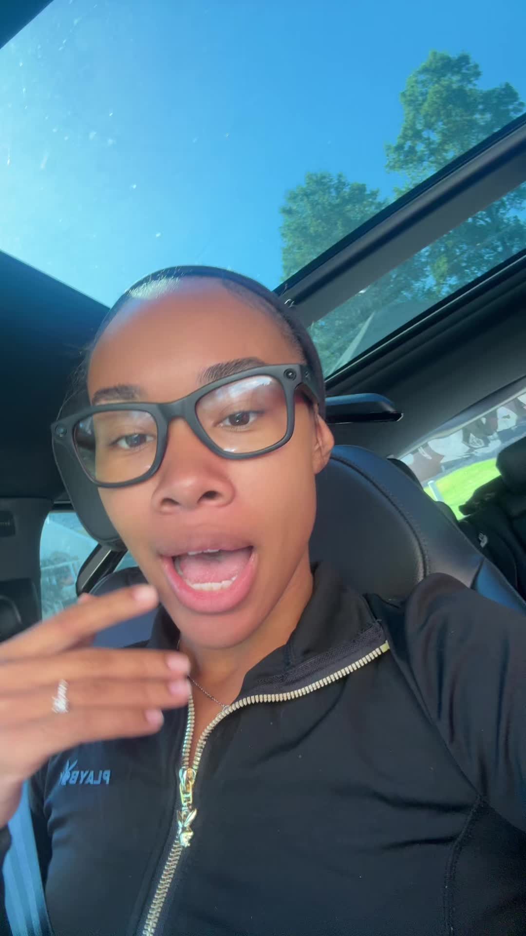 @SKOOBY 🖤