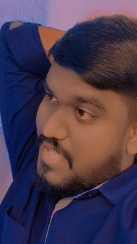@💞నేను.మీ.రాజమండ్రి.అబ్బాయి 💞