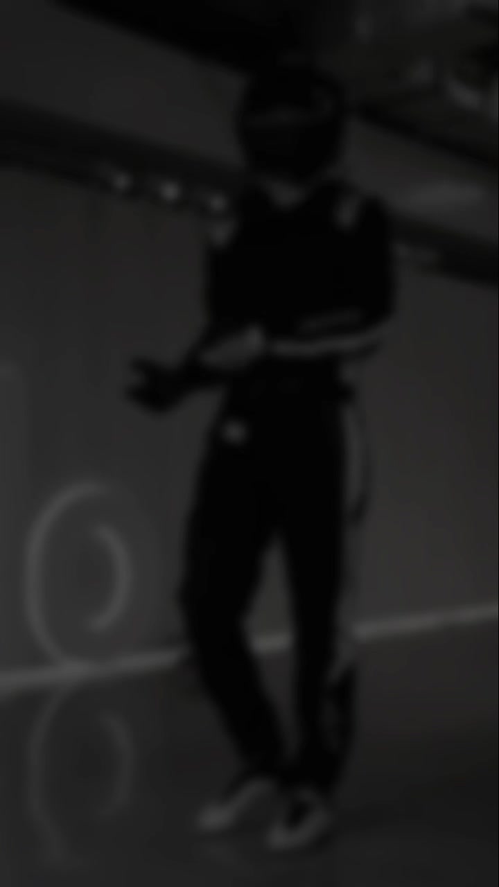 @𝑴𝑶𝑶𝑻𝑶𝑰 王一博•𝒀𝑰𝑩𝑶𝟖𝟓
