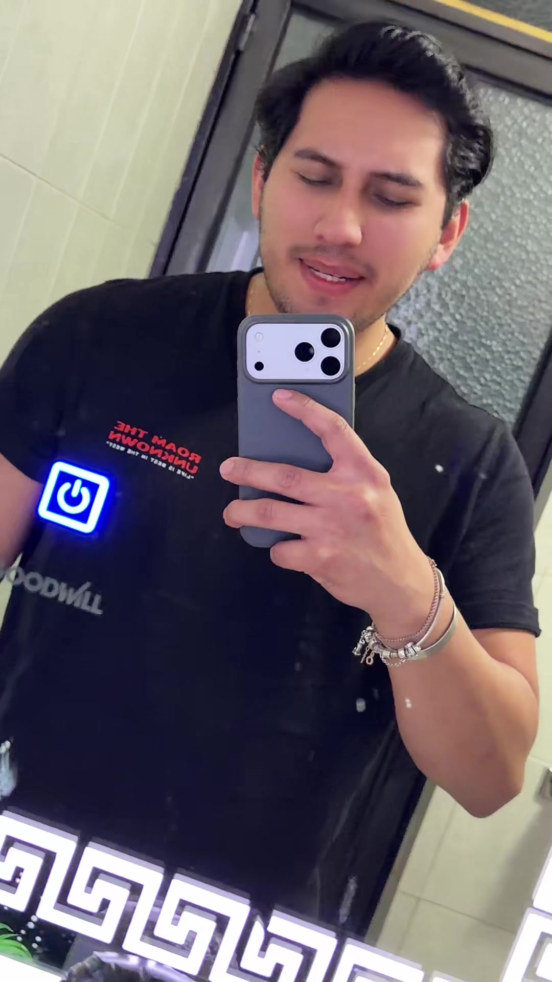 @Carlos_Gonzáleza