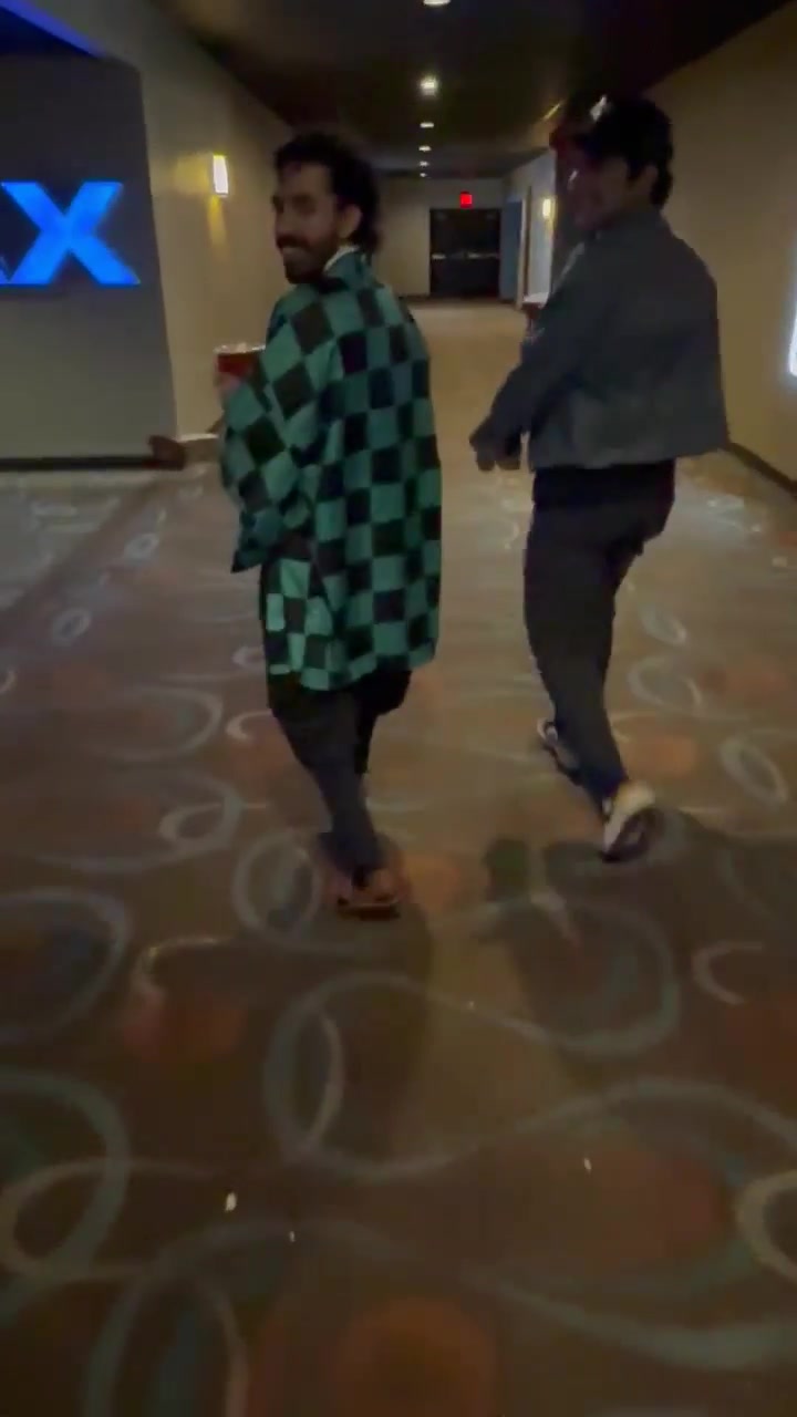 @Mr. 956