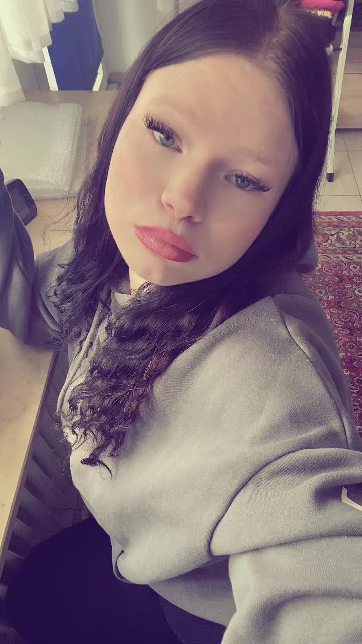@Leonie