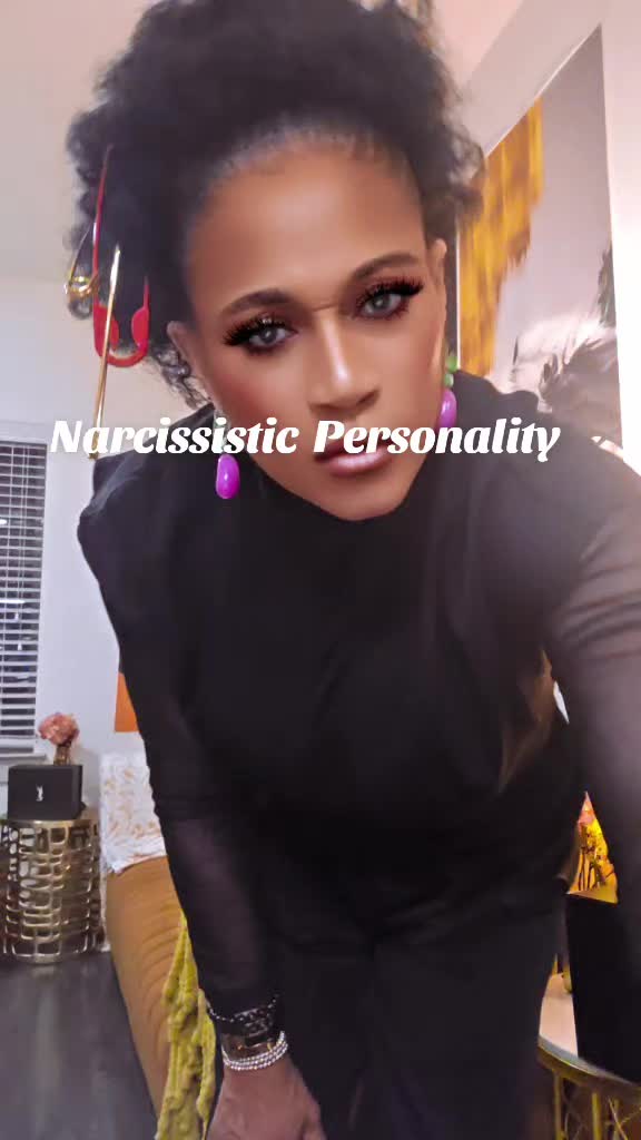 @Demi