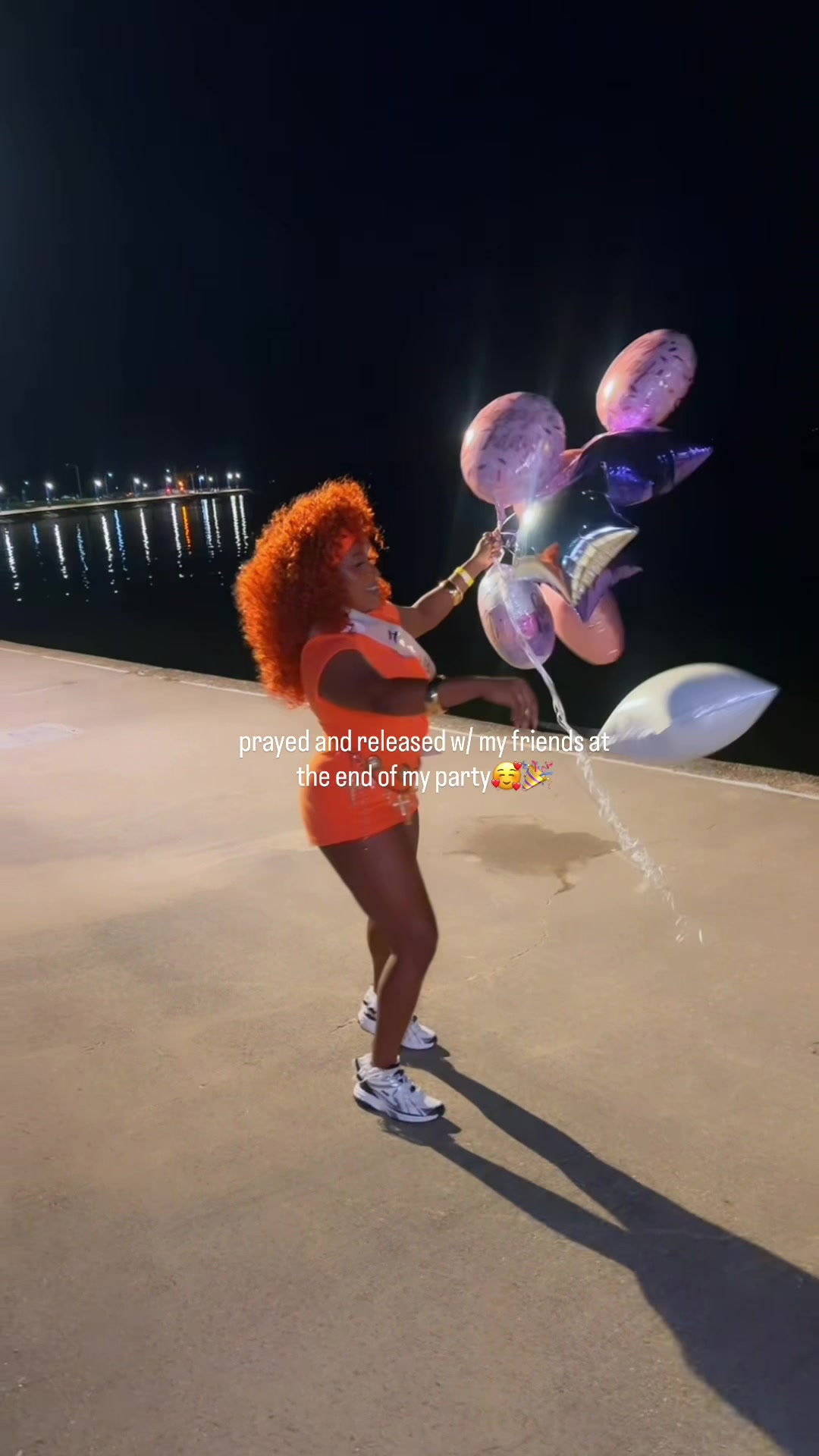@Whoisdenisia