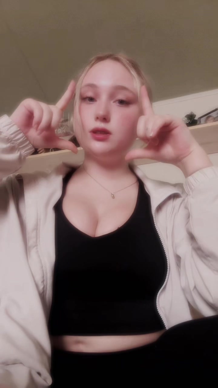 @Jezzibel