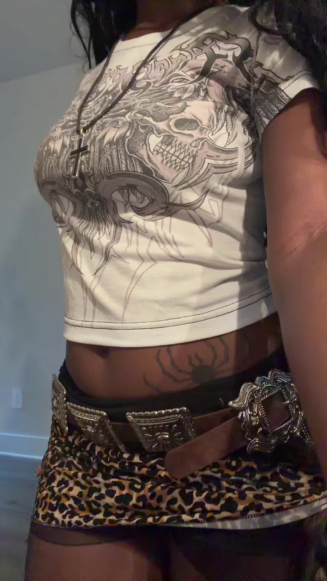 @tiyetta