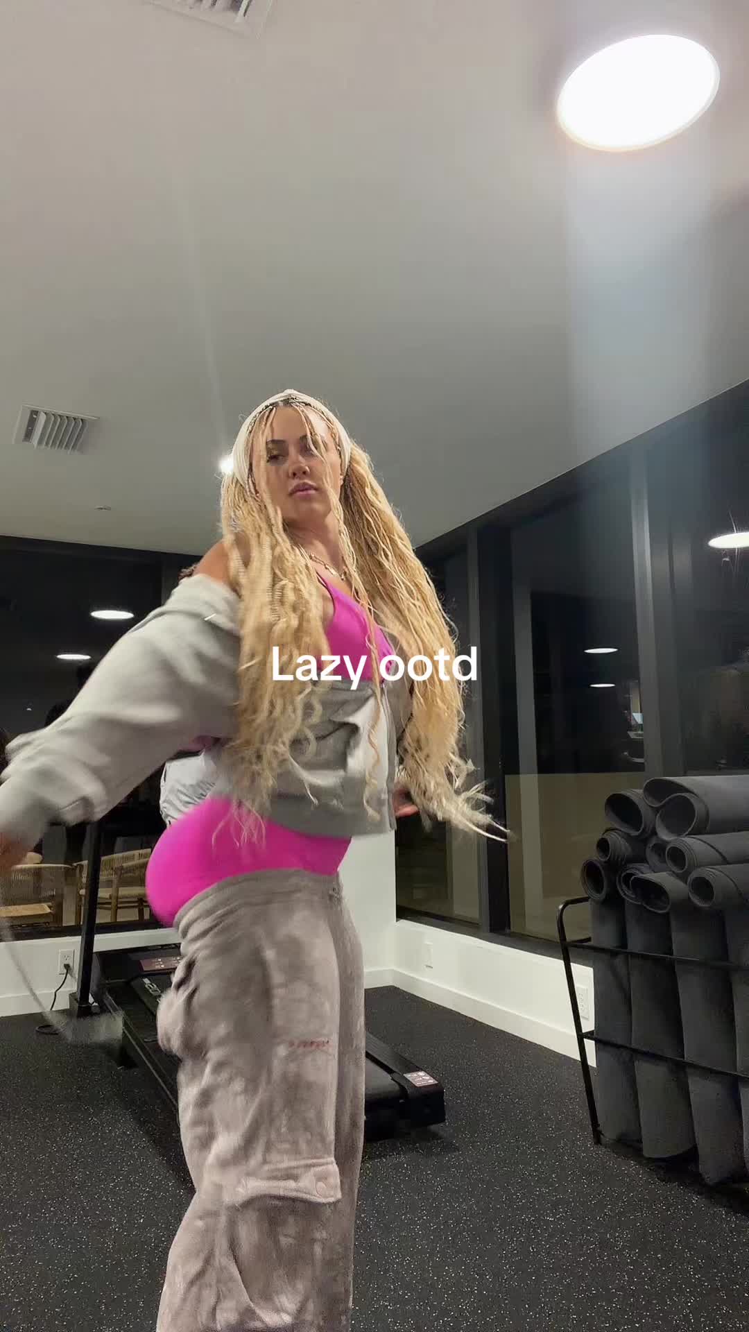 @haleyzz