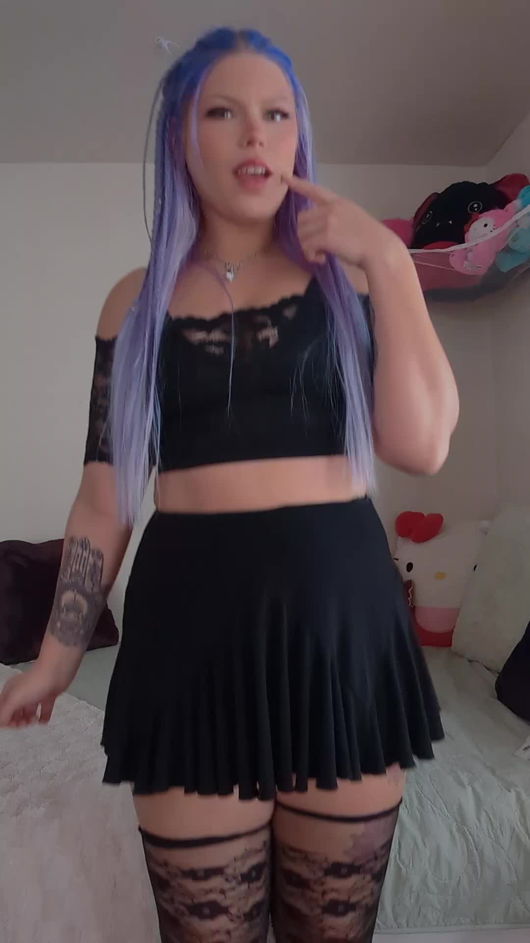 @irlWaifuGoddess