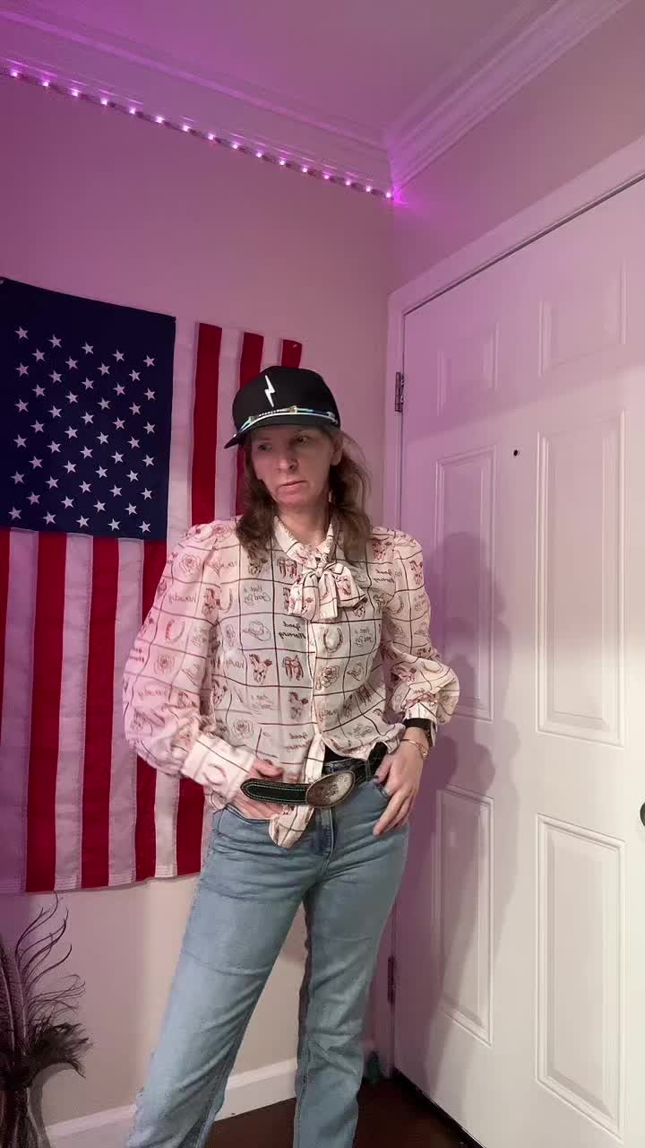 @Carrie ⚡️🦋⚡️