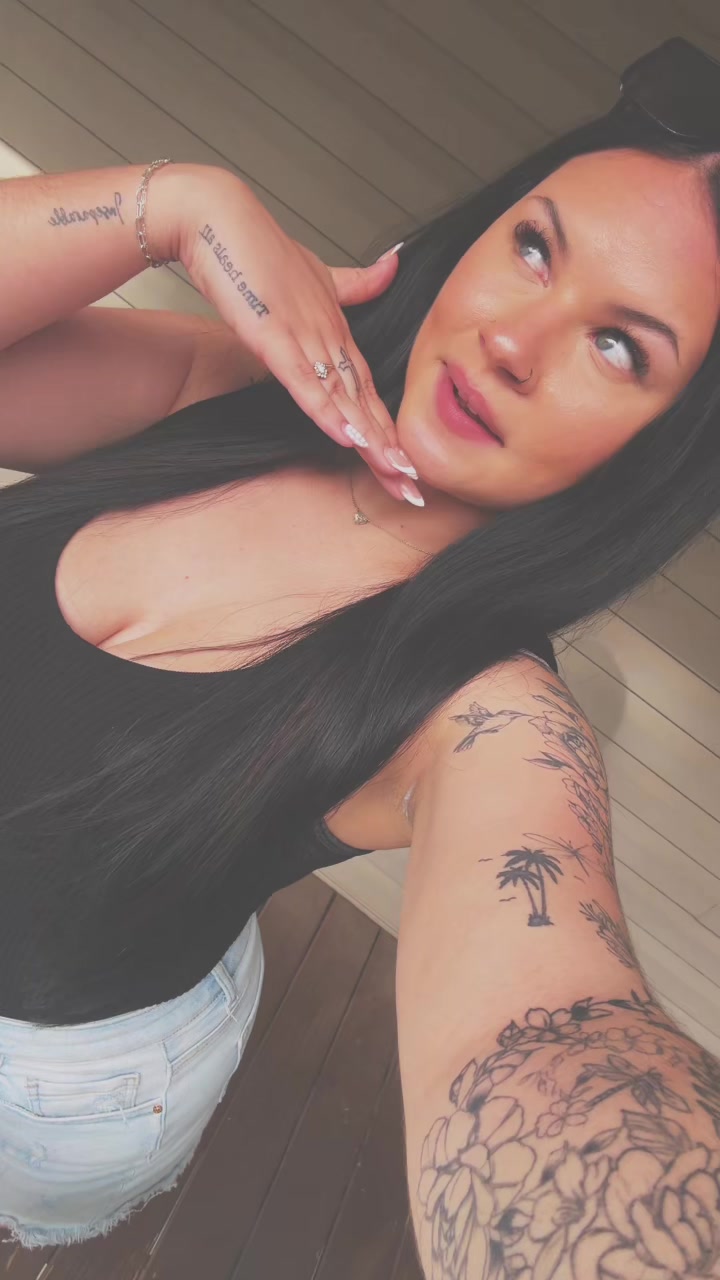 @𝓂𝒶𝒹𝒾 🐆🎱