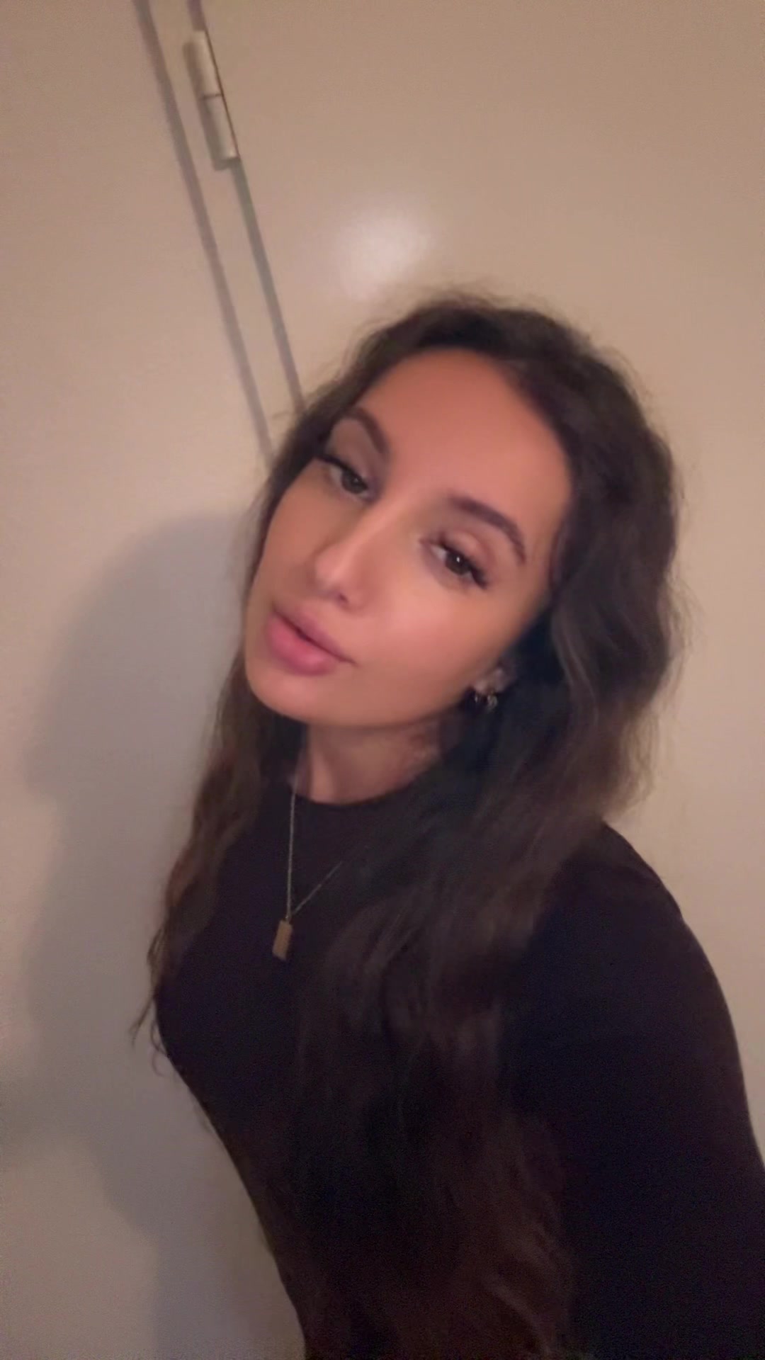 @Aulona