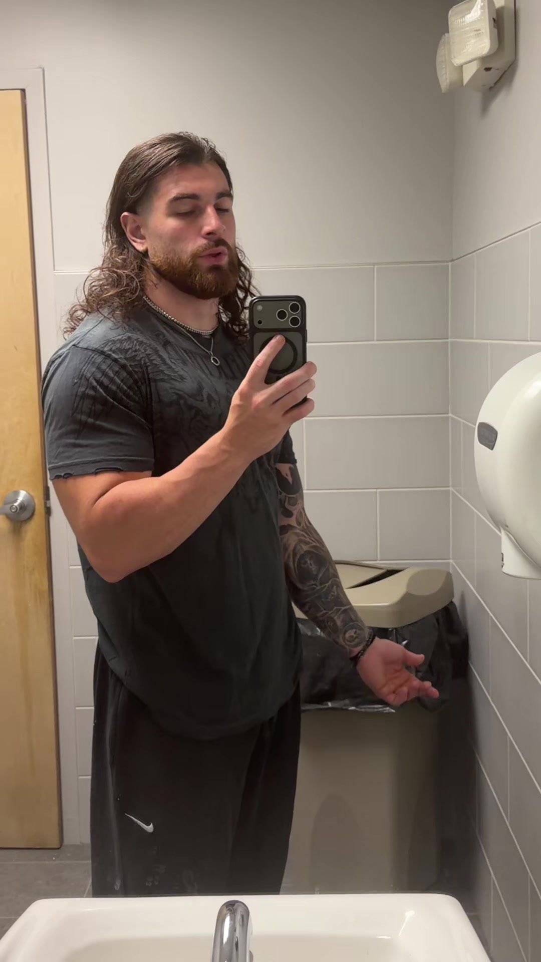 @mysteriouslyethan