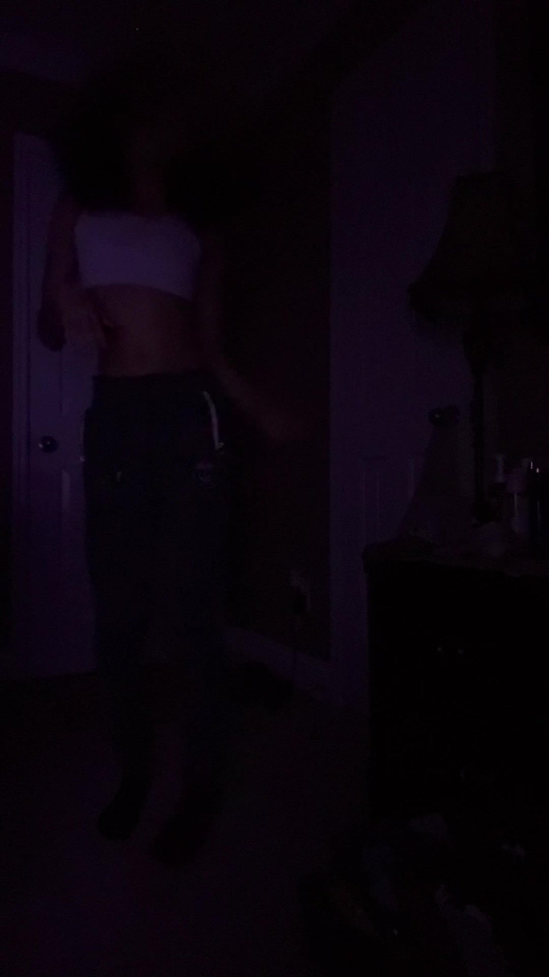 @2sexy2careeeee