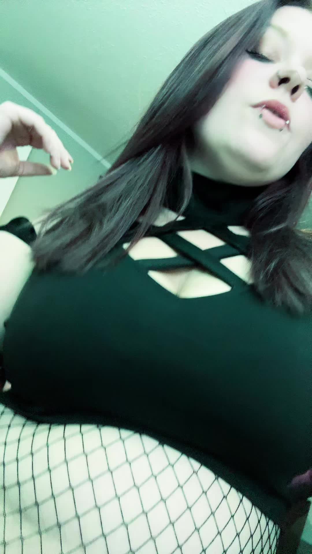 @KittyGangGangxX